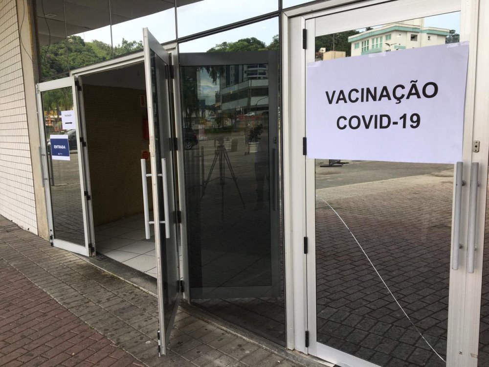 Covid-19: Central de Vacinação na Vila Germânica não atenderá nesta quarta