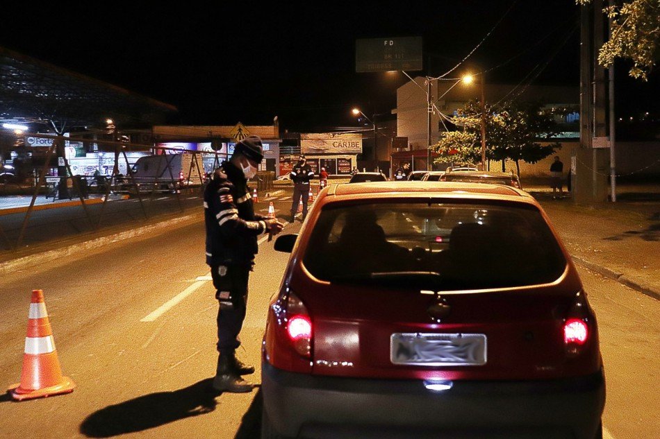 Cinturões noturnos serão retomados a partir desta segunda-feira em Blumenau