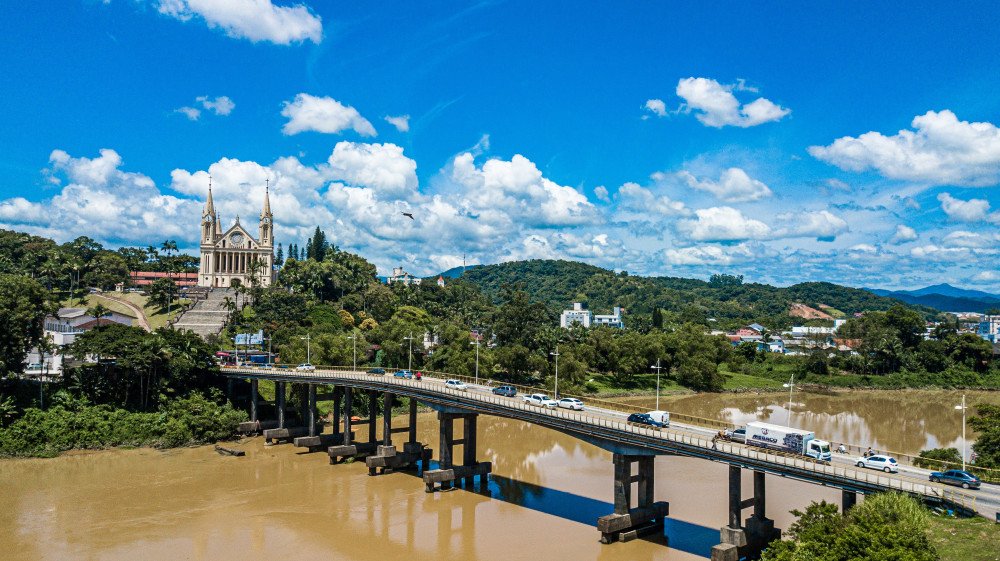Covid-19: Gaspar anuncia medidas restritivas para os próximos 14 dias