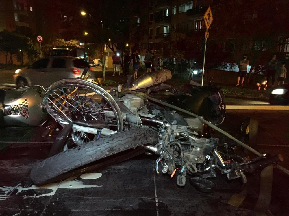 Morre um dos motociclistas envolvidos em grave acidente na Rua Amazonas