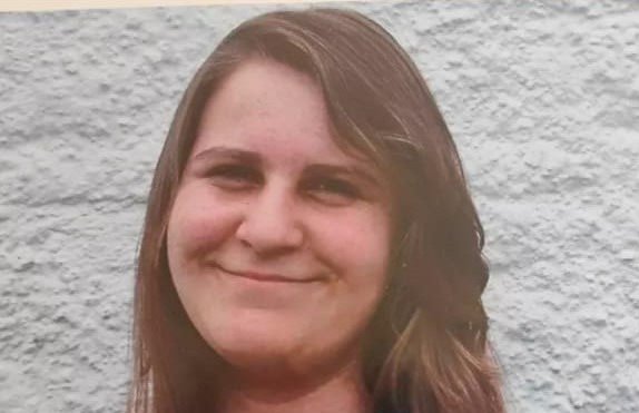 Família de Blumenau procura por jovem desaparecida desde terça-feira