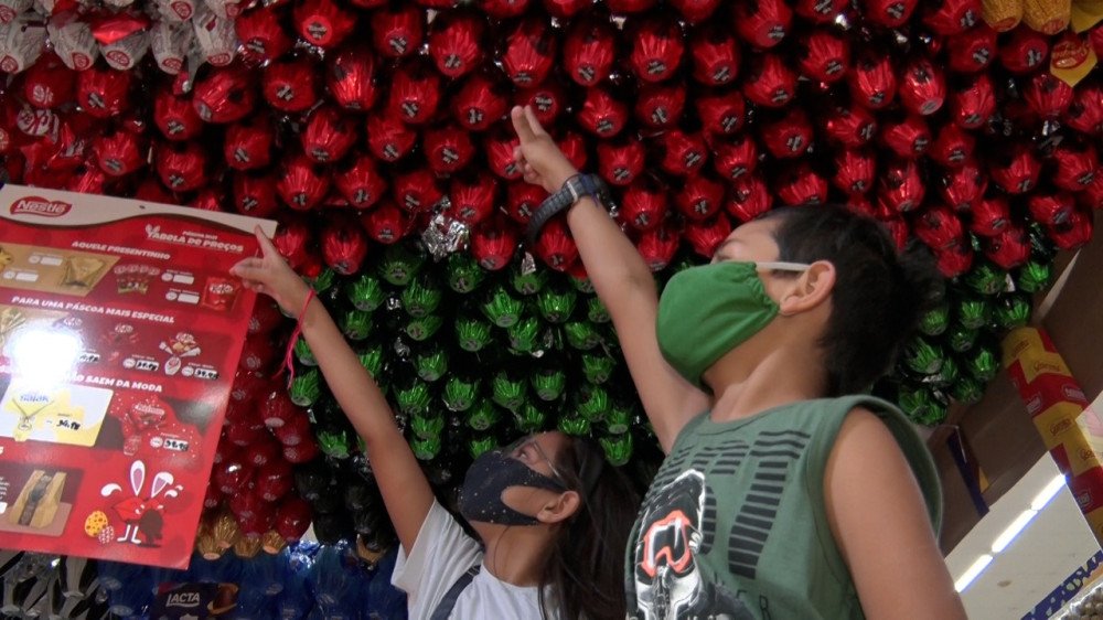 Comércio de Santa Catarina espera crescer apenas 3% na Páscoa deste ano