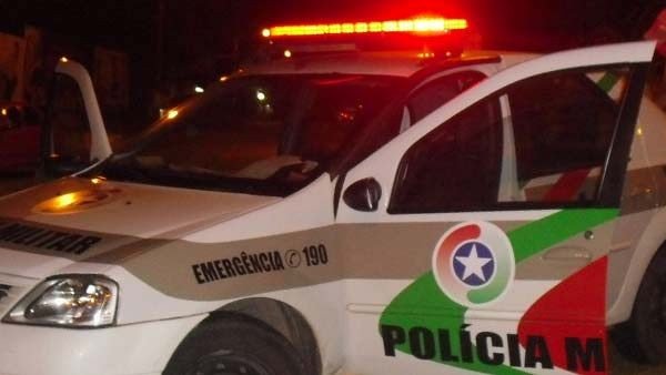 Briga por bicicleta acaba com homem esfaqueado em Timbó