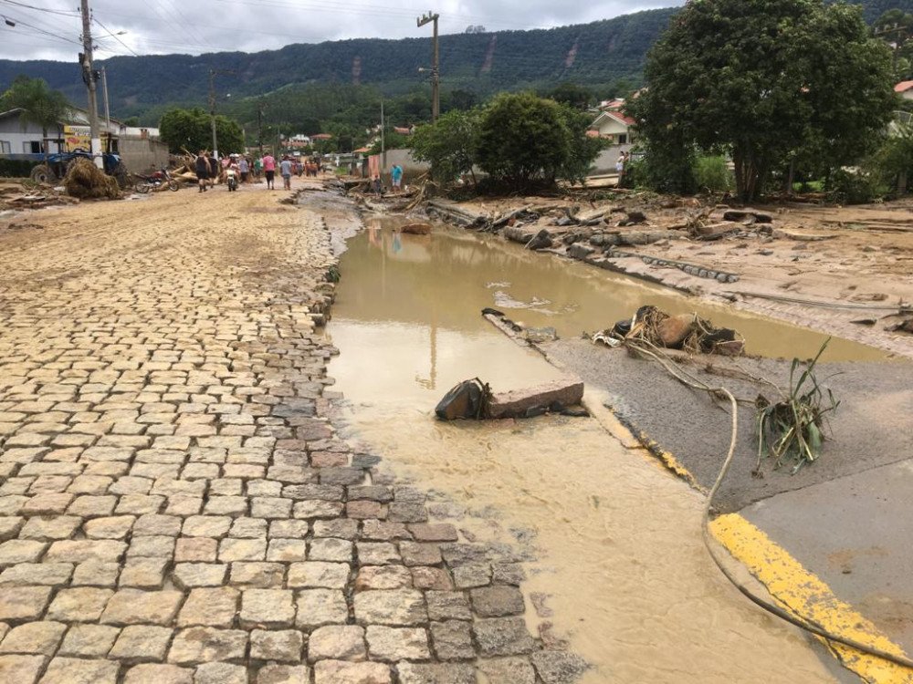 Calamidade: moradores de cidades do Alto Vale podem solicitar saque do FGTS