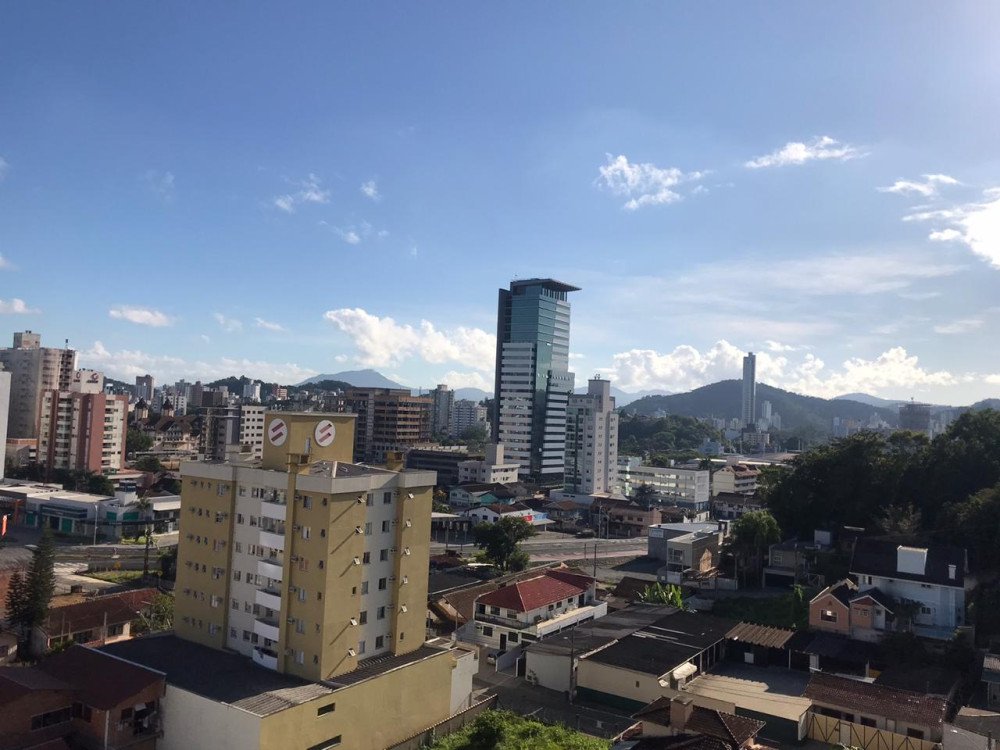 Segunda-feira com predomínio de sol e máxima de 27ºC em Blumenau