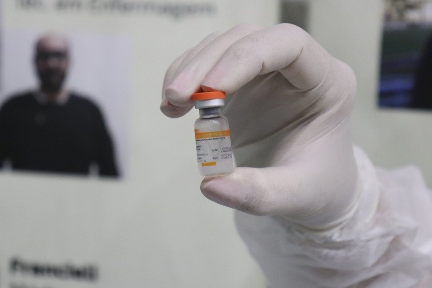 Gaspar suspende aplicações de segunda dose da Coronavac por falta de vacinas