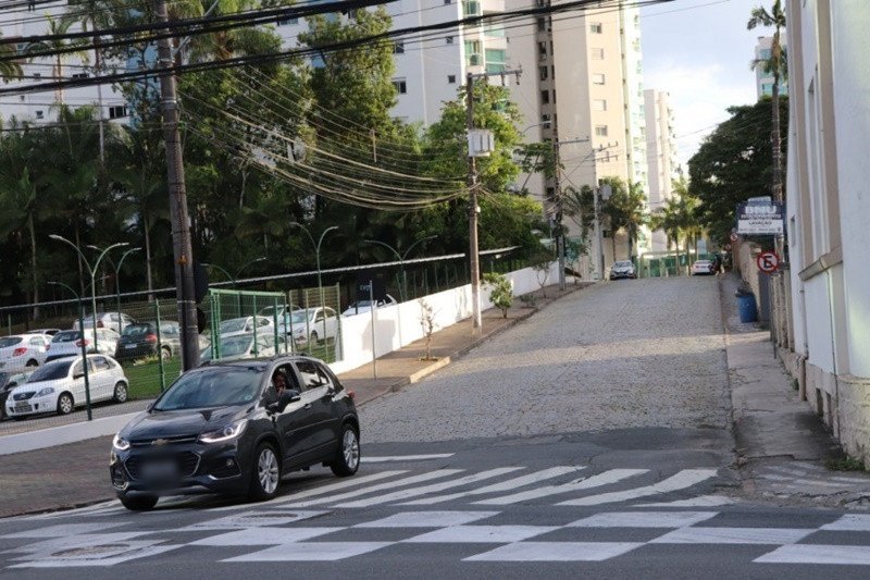 Rua Timbó passa a ser mão única a partir de maio em Blumenau