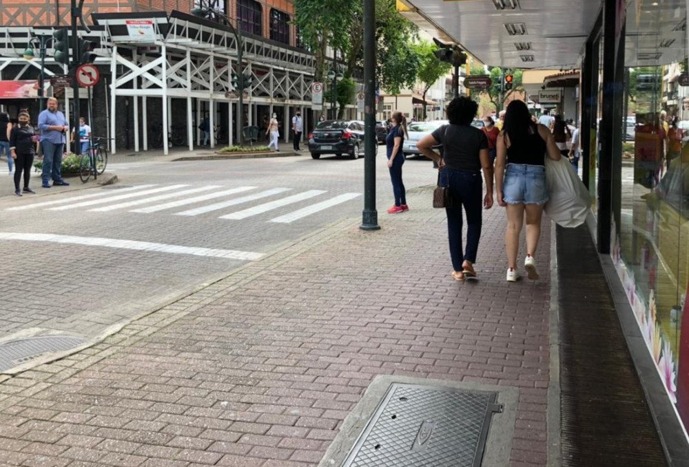 Comércio espera aumento nas vendas para Dia das Mães, aponta pesquisa