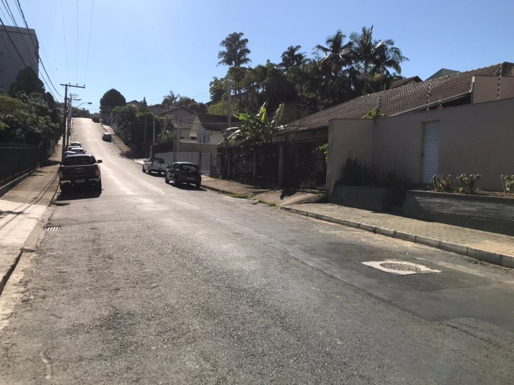 Obra na rede de esgoto vai alterar trânsito em rua da Itoupava Norte