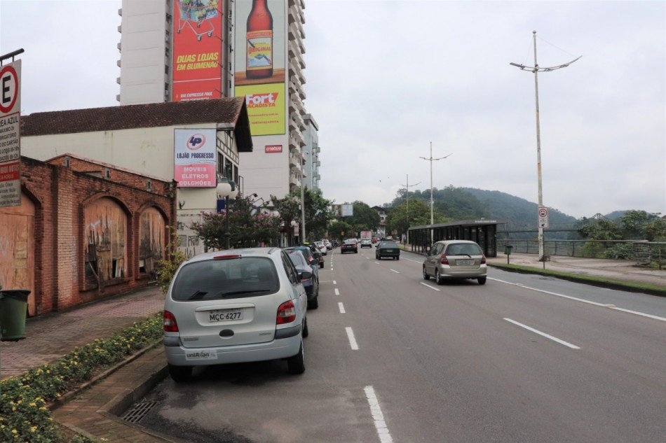 Vagas de estacionamento na Beira-Rio serão removidas nesta terça-feira