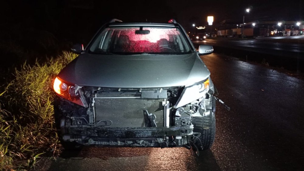 Motorista embriagado é preso após provocar acidente na BR-470
