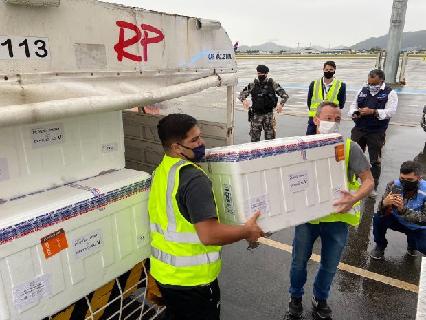 Covid-19: SC recebe nova remessa com 138,9 mil doses da AstraZeneca/Fiocruz