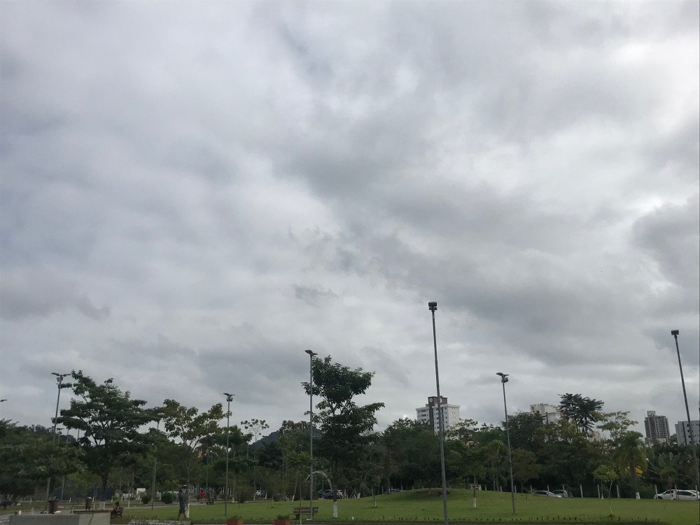 Temperatura segue mais baixa em Blumenau nesta sexta-feira, aponta previsão