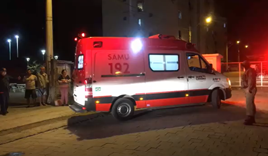 Homem fica ferido após levar facada de vizinho de condomínio em Blumenau