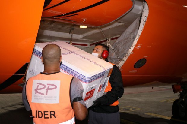 Covid-19: Santa Catarina recebe 228 mil doses da vacina AstraZeneca