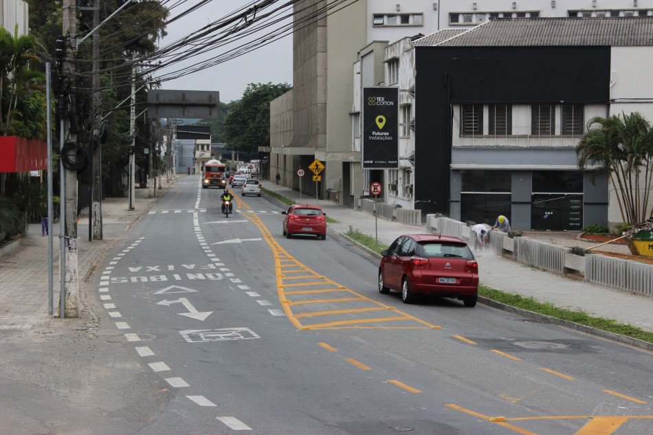 Corredor de ônibus na Rua Itajaí será liberado a partir desta quarta-feira