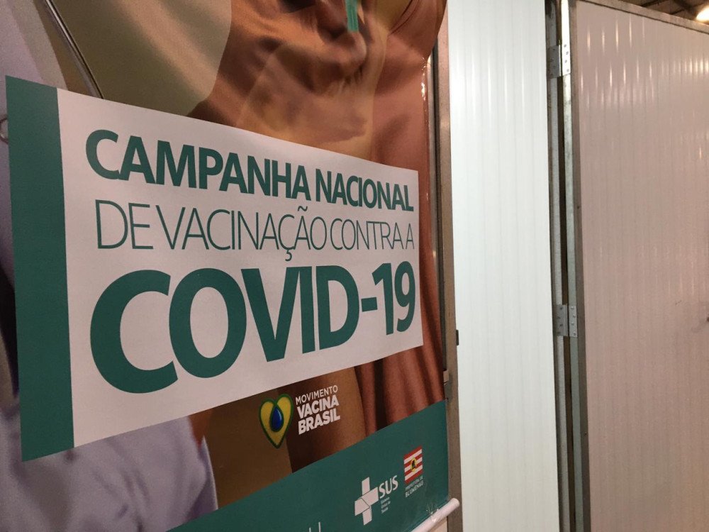 Covid-19: Blumenau abre agenda de vacinação para profissionais da educação