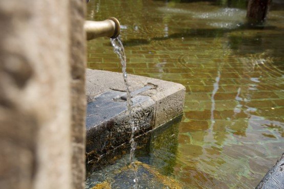 Dono de tinturaria é multado em mais de R$ 100 mil por poluição ambiental em Brusque
