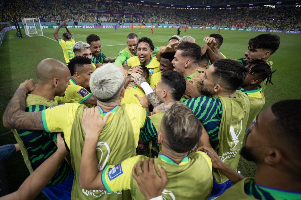 Brasil vence a Suíça e garante vaga antecipada nas oitavas de finais da Copa do Mundo