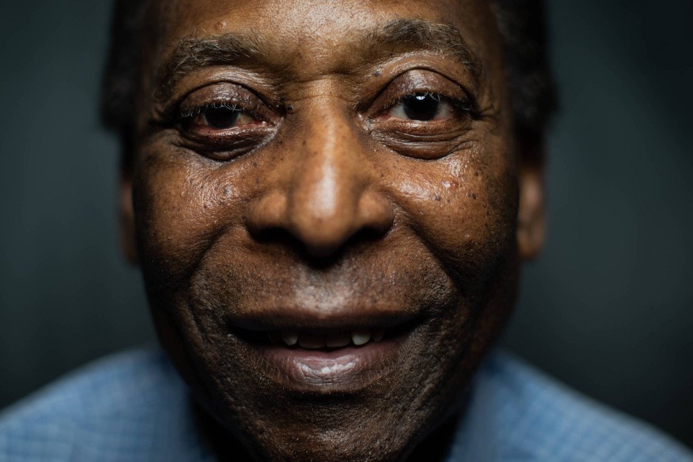 Pelé não reage mais à quimioterapia e tratamento é suspenso