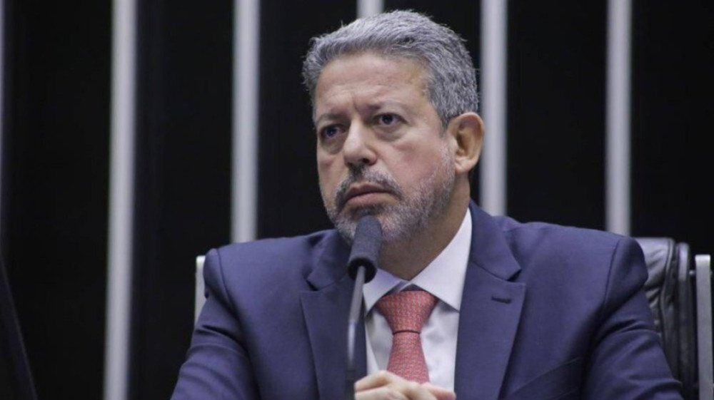 Câmara cobra de Lira proposta de alteração do Foro Privilegiado
