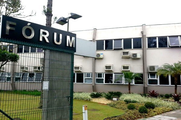 Homem que tentou matar ex-companheira e sogra é condenado em Jaraguá do Sul