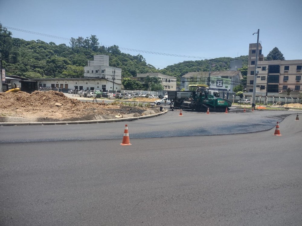 Serviço de pavimentação na Rua das Missões é concluído
