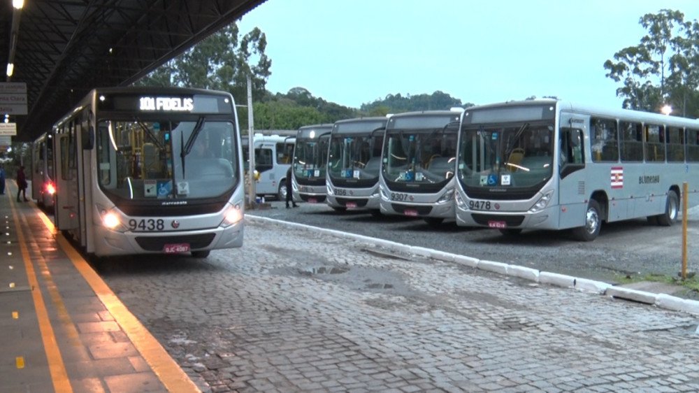 Ajustes em oito linhas do Transporte Coletivo de Blumenau começa segunda (12)