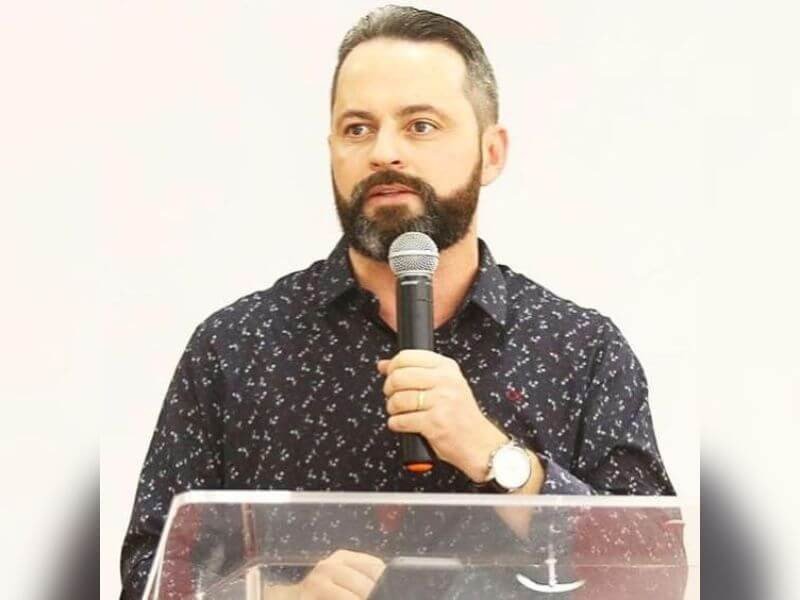 Prefeito de Itapoá é preso quando voltava de férias no exterior