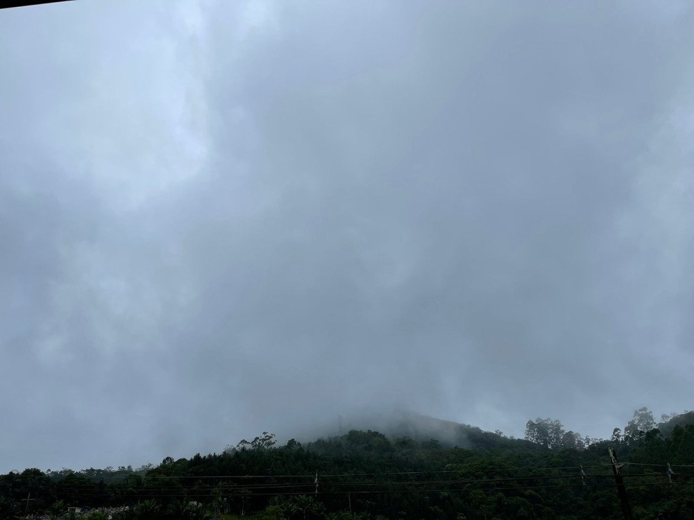 Temperatura deste domingo (11) pode chegar a 33º