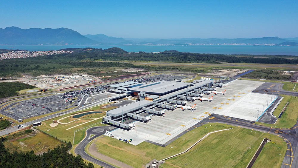 Greve de pilotos e comissários afeta pelo menos 67 voos no Aeroporto de Florianópolis