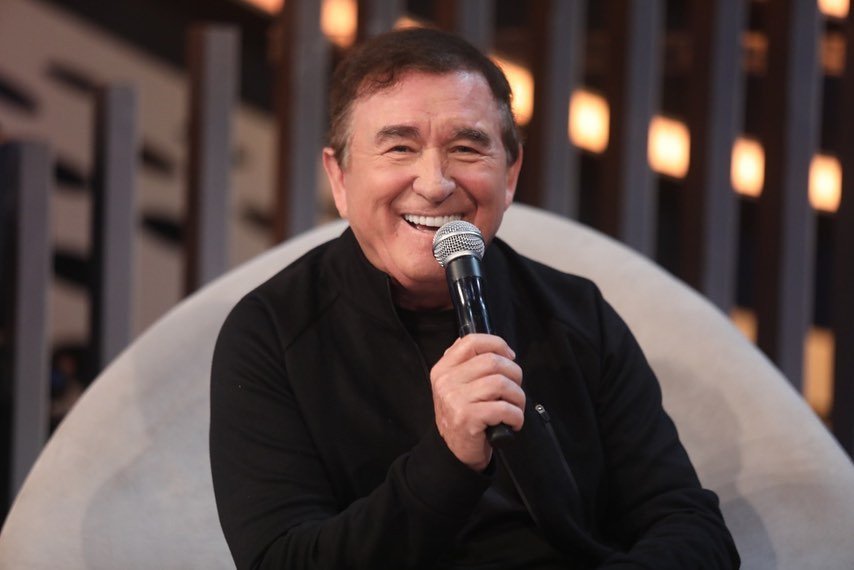 Amado Batista se apresenta nesta quarta-feira em Timbó; trânsito sofre alterações