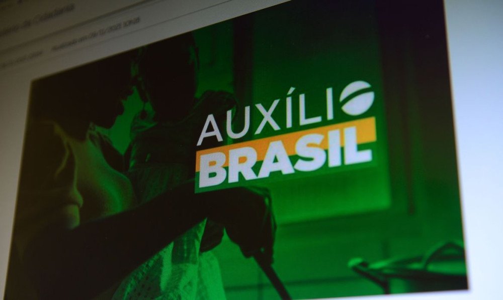 Auxílio Brasil: beneficiários de NIS de final 9 recebem nesta quinta