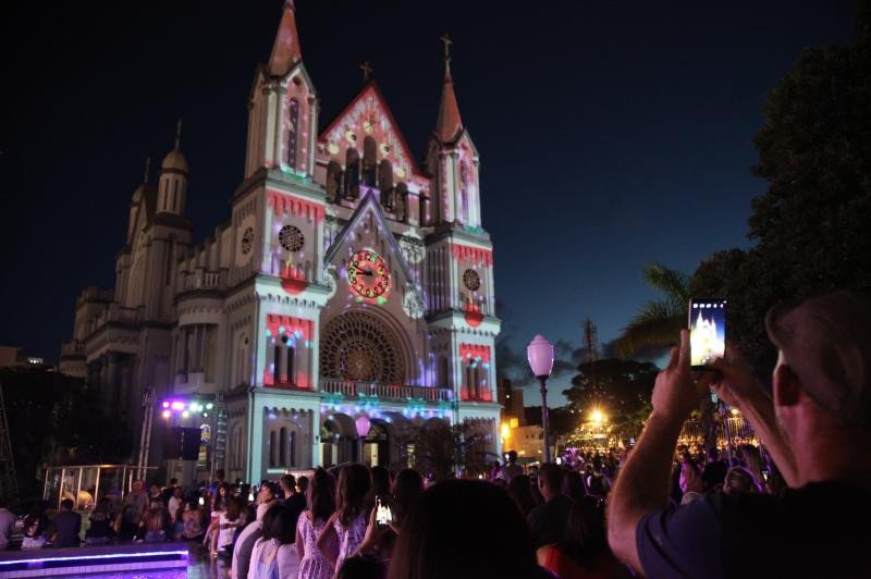 Nesta quinta acontece último concerto e projeção mapeada do Natal EnCanto em Itajaí