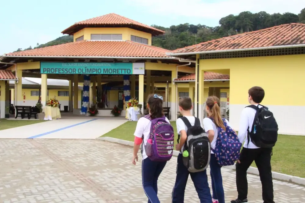 Gaspar divulga lista de novos diretores escolares