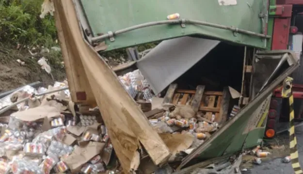 Motorista de caminhão morre em acidente na BR-470 no Alto Vale