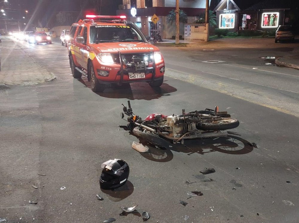 Morre jovem motociclista que se envolveu em acidente com carro em Blumenau