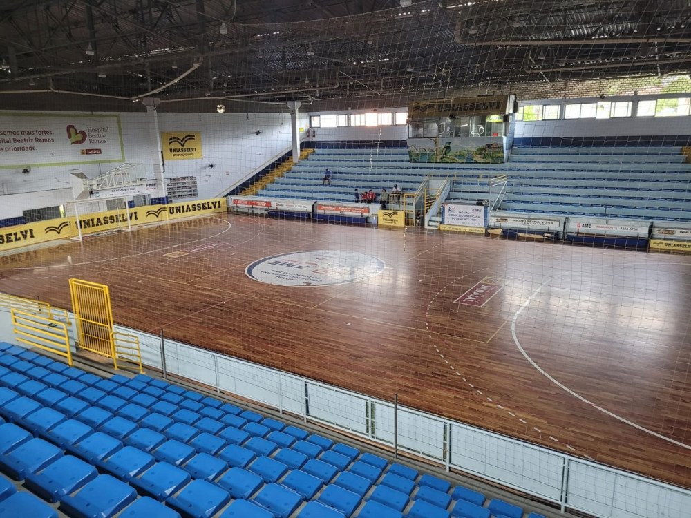 Torneio de Verão 2023: obras no ginásio de Indaial entram em reta final