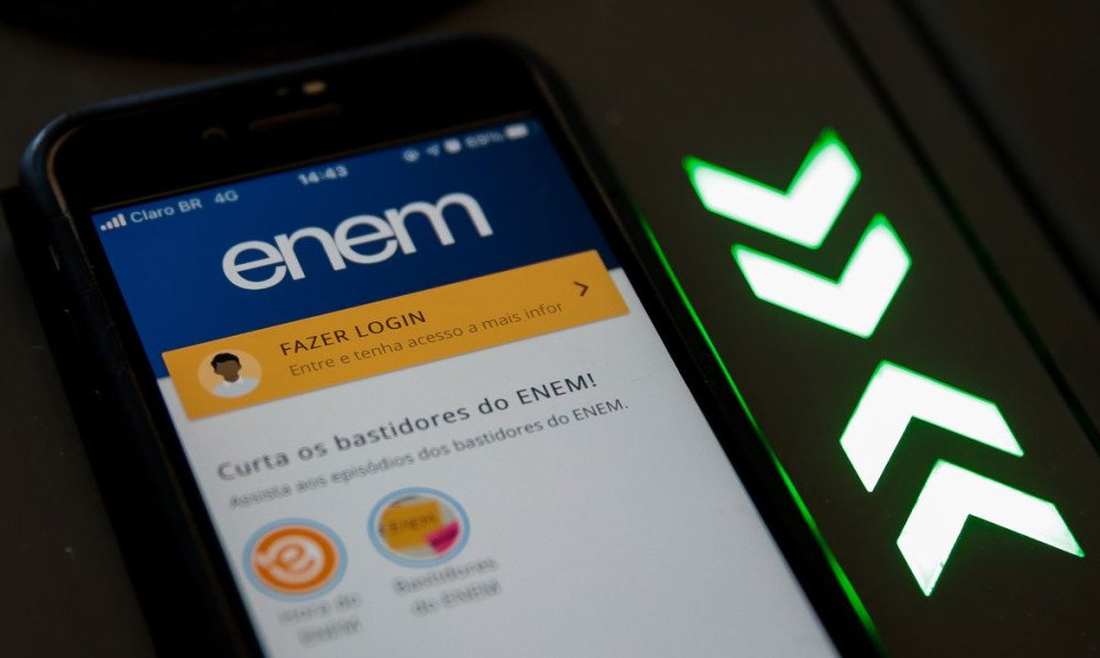 Quase 75 mil pessoas farão provas do Enem PPL e reaplicação do teste nesta semana
