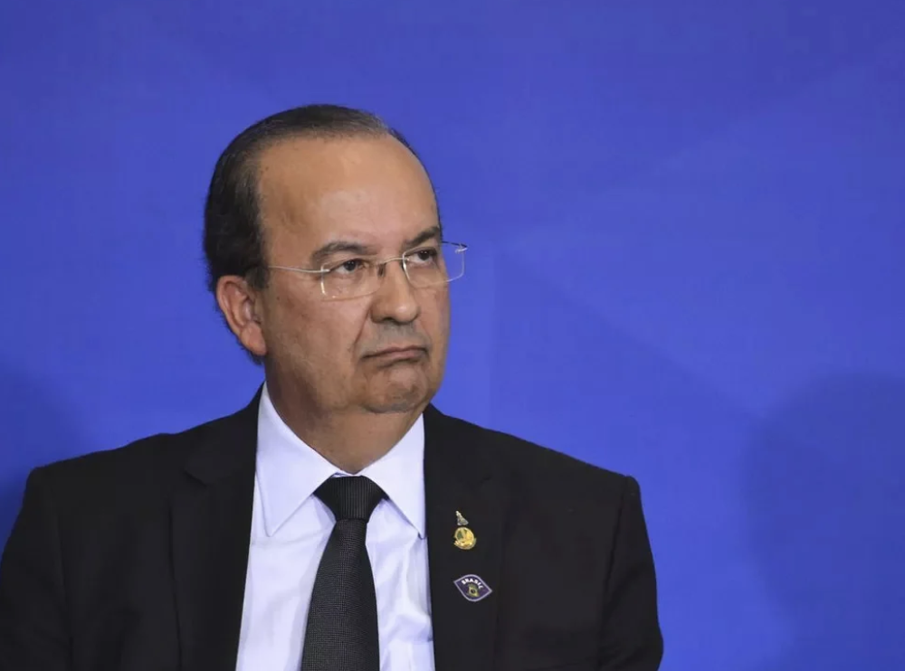 Governador de SC mobiliza secretaria para acompanhar presos em Brasília