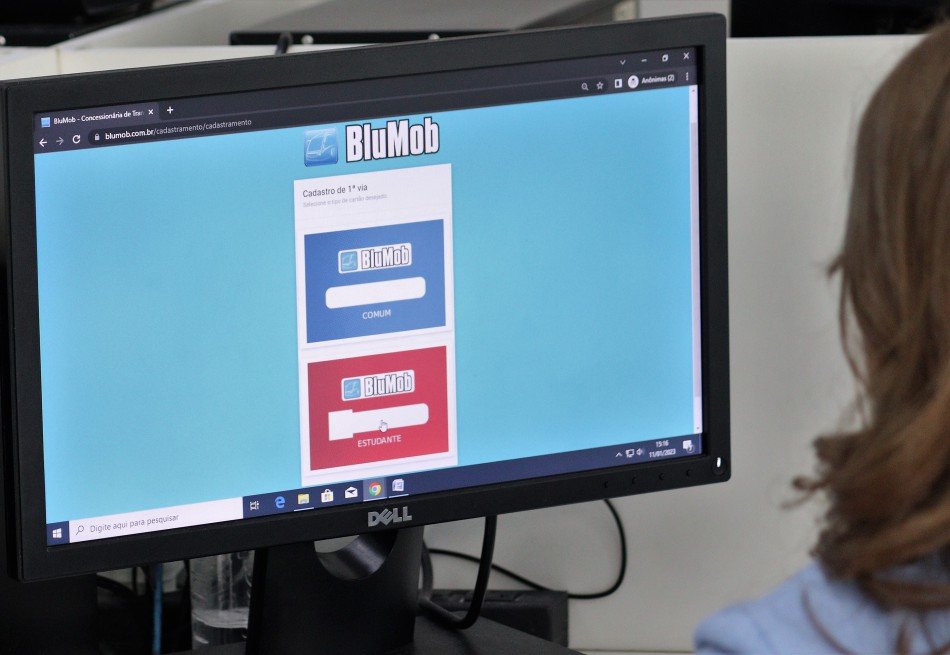 Cartão estudante do transporte coletivo de Blumenau recebe modalidade para emissão on-line