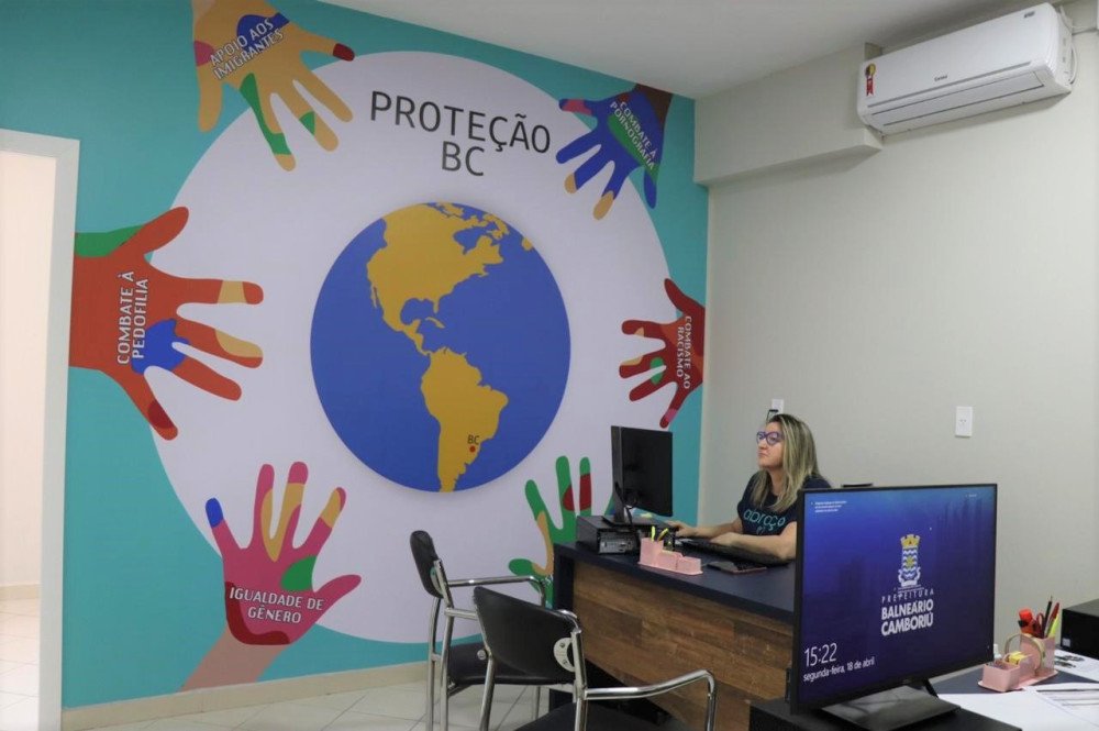 Balneário Camboriú vai receber selo de MigraCidades 2022 por trabalho realizado com imigrantes