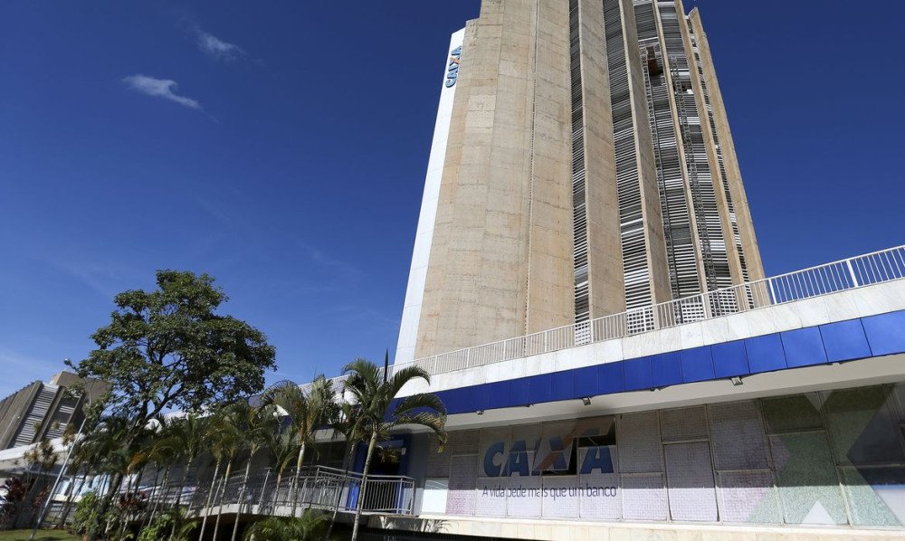 Caixa suspende crédito consignado para beneficiários do Bolsa Família; entenda