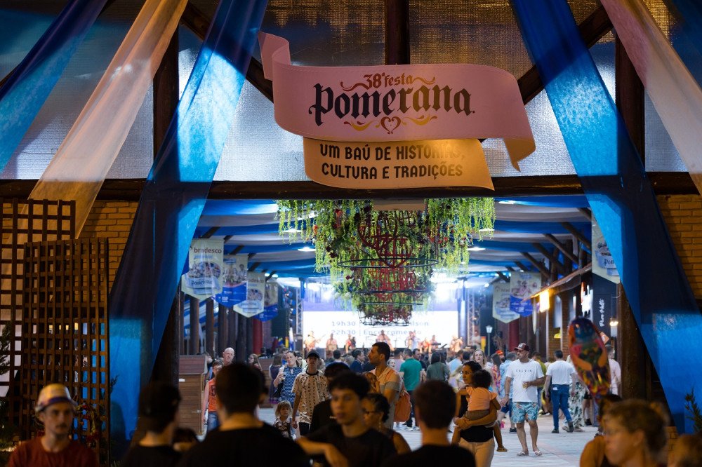 Primeiro fim de semana da Festa Pomerana tem horário especial com entrada franca
