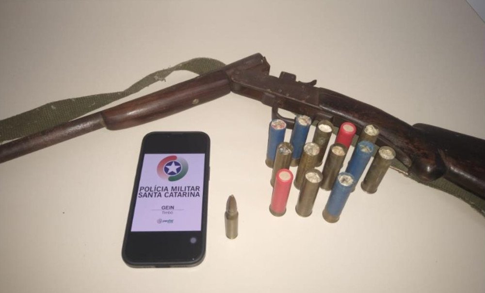 Polícia apreende espingarda em casa de mulher que foi ameaçada de morte pelo marido