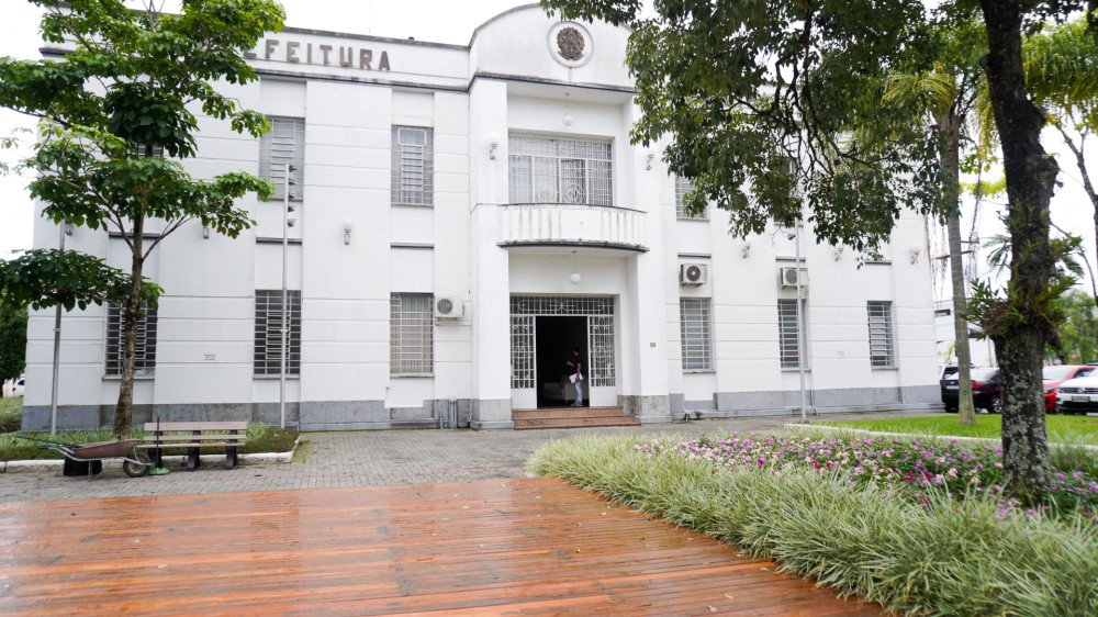 Prefeitura de Timbó retoma atendimento em horário normal nesta segunda-feira