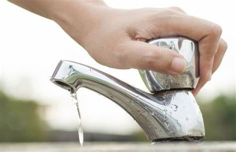 Níveis de turbidez no Rio Itajaí Açu aumentam e ETA I permanece com 50% de capacidade em Blumenau