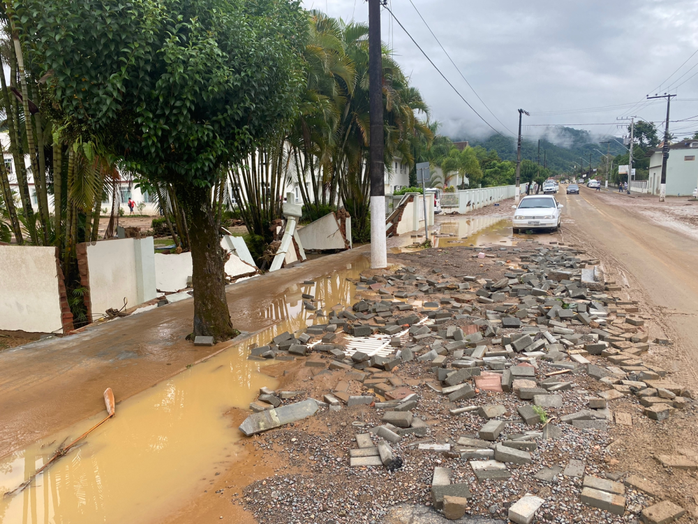 Sobe para 26 o número de cidades catarinenses que tiveram prejuízos por conta das chuvas