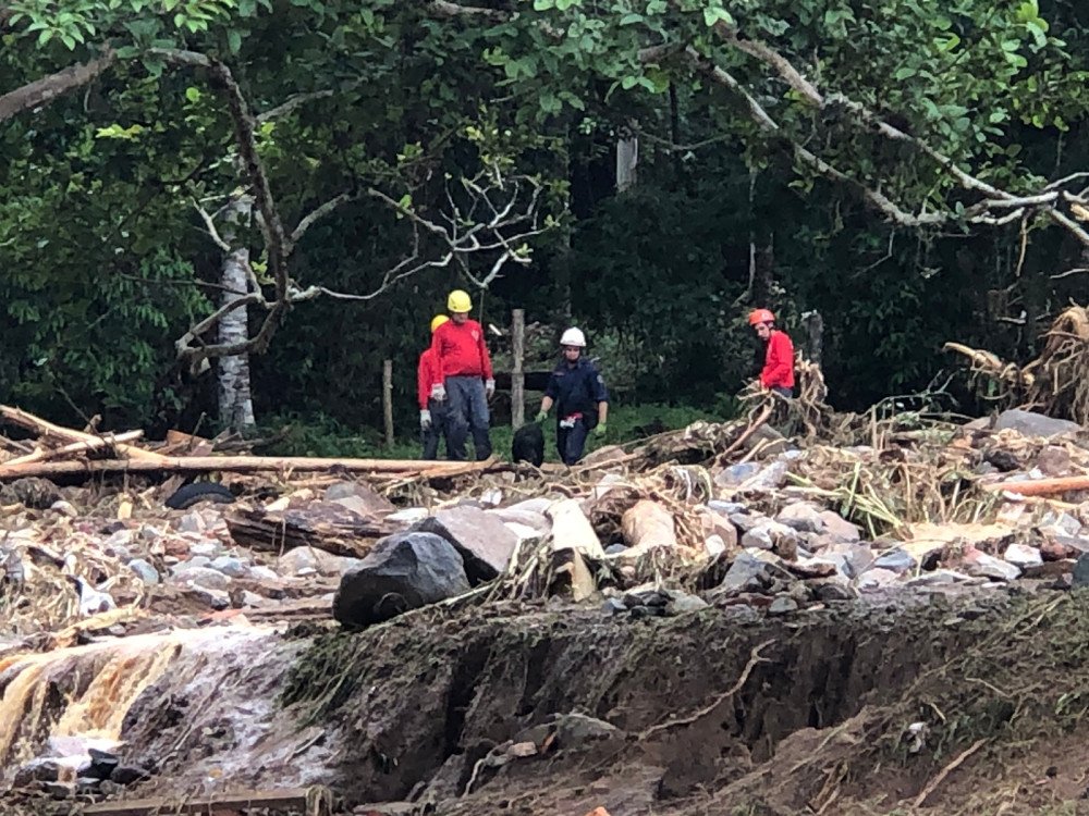 Sobe para quatro o número de mortes por temporal em Rodeio; corpo de homem foi encontrado nesta sexta