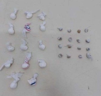 Jovem é preso por tráfico de drogas após tentar fugir da Polícia Militar